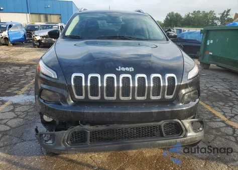 2016 Jeep Cherokee Latitude из США, поврежденный, VIN 1C4PJMCS3GW295456